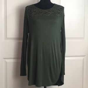 🎉 SALE Old Navy Green Lace Tunic Size Large